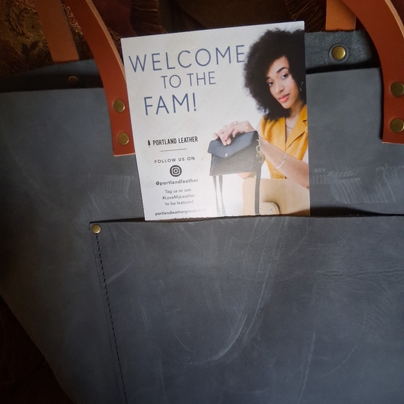 New Gray Portland Leather LargeTote Bag with Tan Straps - Picture 5 of 5